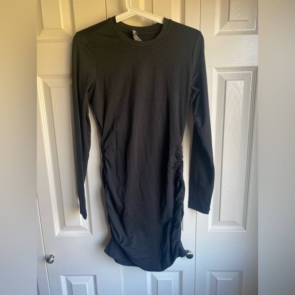 New Vuori Women Long Sleeve Halo Essential Dress Size M Black - Picture 3 of 9